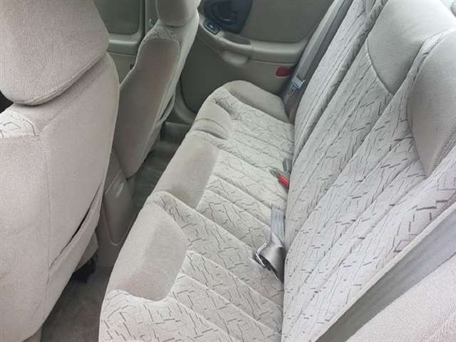 Chevrolet Malibu 2002 photo 10